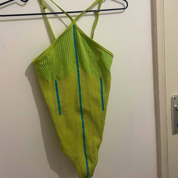 Zara Cross- neck lime green bodysuit - Picture 3 of 4